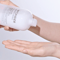 Wonder Ceramide Mochi Toner
